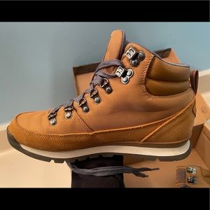 The North Face women back to Berkeley boot size 9